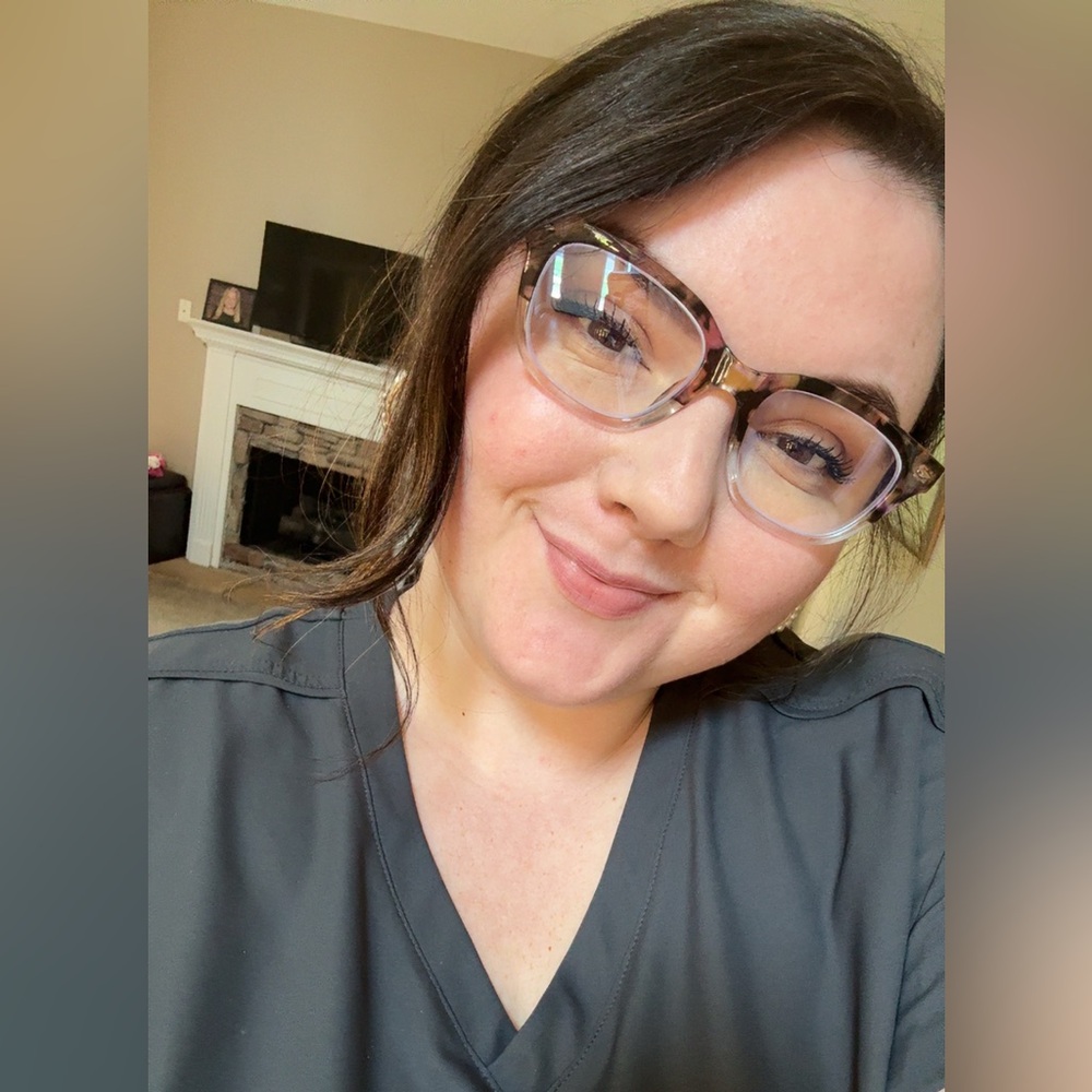 Meet your Posher, Casey